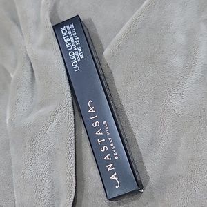 Anastasia Bohemian liquid lipstick